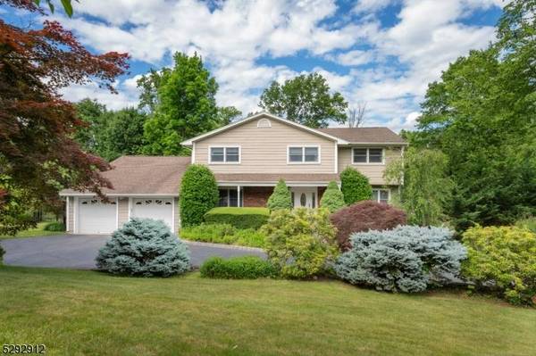 11 Jotham Rd, Montville Twp., NJ 07045