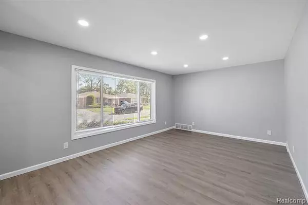 7112 VARJO Street, Hamtramck, MI 48212