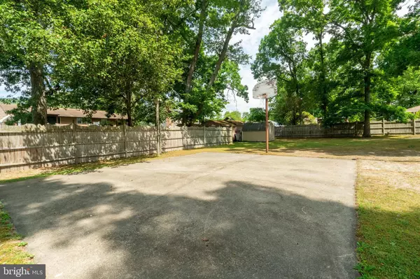 1434 ALLEN AVE, Vineland, NJ 08360