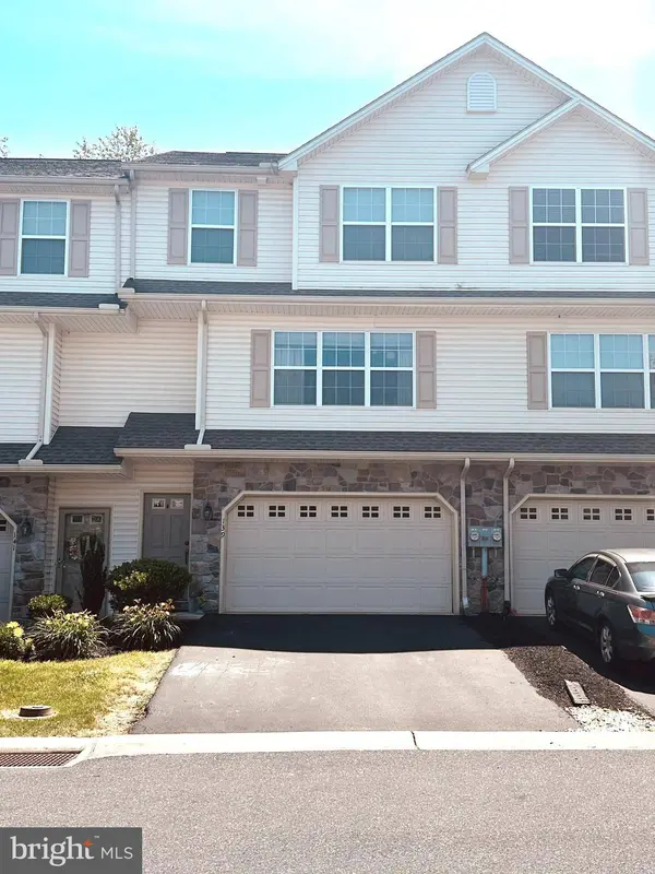 139 MAPLETON BLVD, Harrisburg, PA 17112