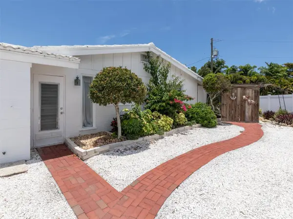 6628 KEYSTONE DR, Sarasota, FL 34231