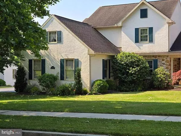 233 S PINE ST, Elverson, PA 19520