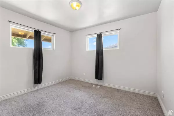 4541 W 5255 S, Kearns, UT 84118