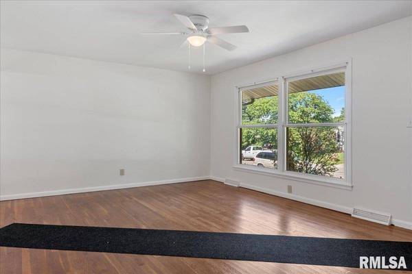 1403 JOHNSON LN, Springfield, IL 62702