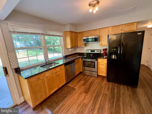 17 TRINITY TURN, Willingboro, NJ 08046