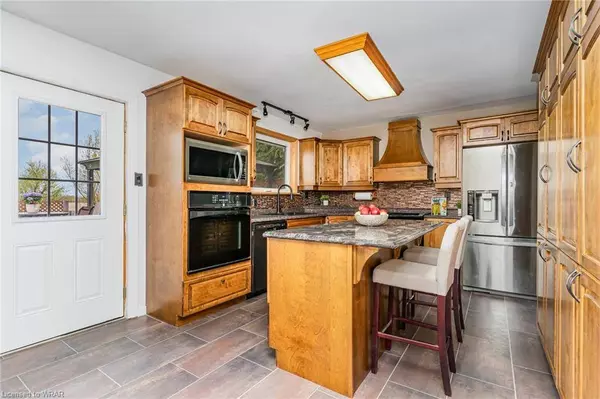 402170 County Rd 15, Grand Valley, ON L9W 0Z2