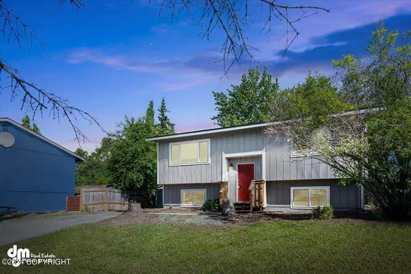 7241 Christopher CIR, Anchorage, AK 99507