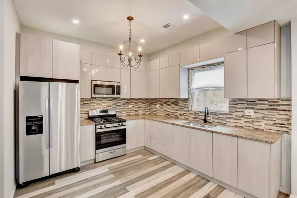 6939 S Harvard AVE, Chicago, IL 60621