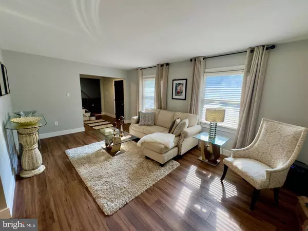 17 TRINITY TURN, Willingboro, NJ 08046