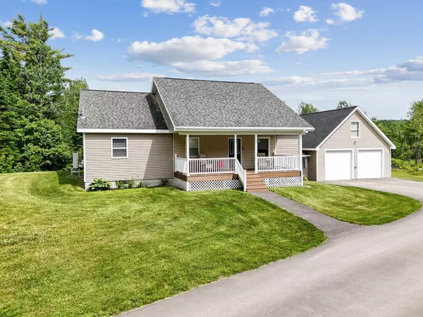 260 Marks RD, Albion, ME 04910