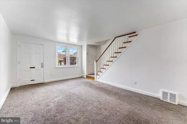 142 W 21ST ST, Chester, PA 19013