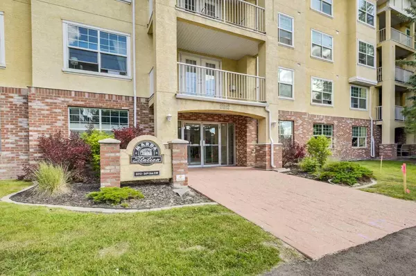 2212 34 AVE SW #408, Calgary, AB T2T 2C4