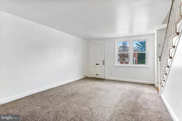 142 W 21ST ST, Chester, PA 19013