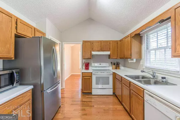 3715 Robin WAY, Acworth, GA 30101