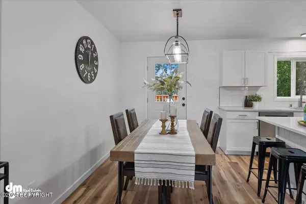 7241 Christopher CIR, Anchorage, AK 99507