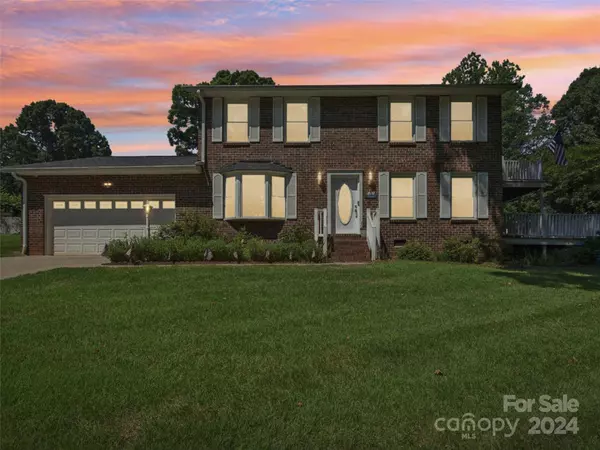 707 Brookfield CIR, Salisbury, NC 28146