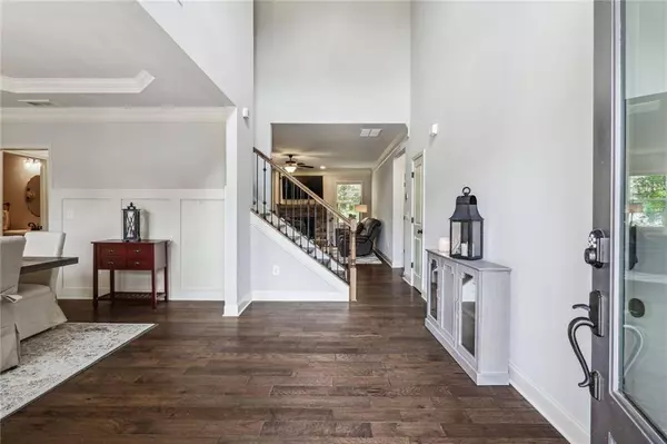 211 Wilde Oak CT, Canton, GA 30115