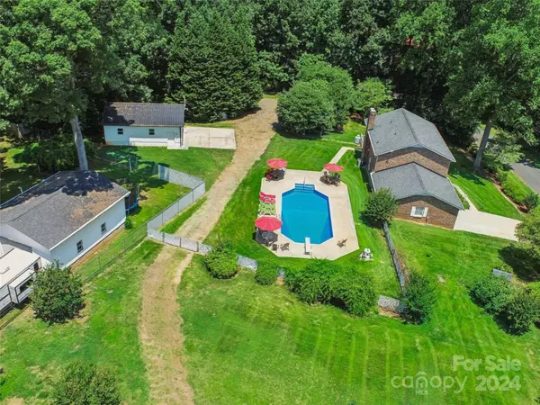 707 Brookfield CIR, Salisbury, NC 28146