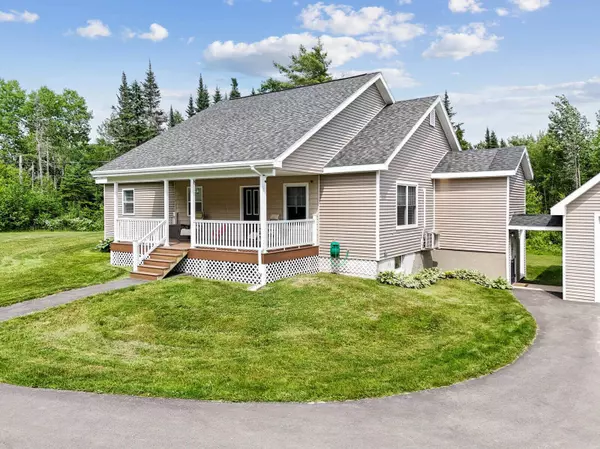 260 Marks RD, Albion, ME 04910