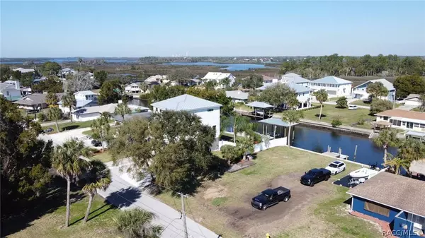 11711 W Sunnybrook CT, Crystal River, FL 34429