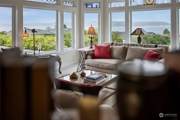 2888 Hollemgay CT, Gig Harbor, WA 98335