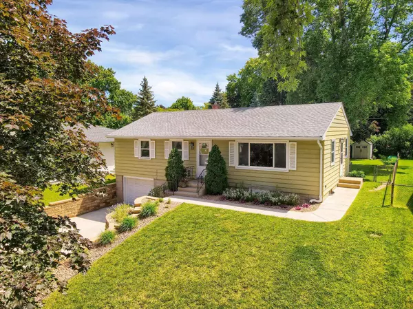 531 13th AVE S, South Saint Paul, MN 55075