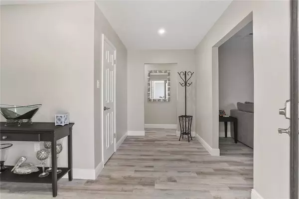 24 W LEVERT DR, Luling, LA 70070