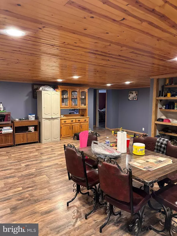 17036 BLACKLOG VALLEY RD, Orbisonia, PA 17243