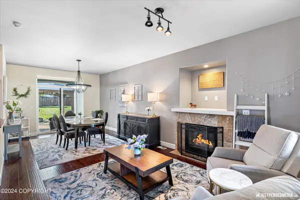 5869 Grand Teton LOOP, Anchorage, AK 99502