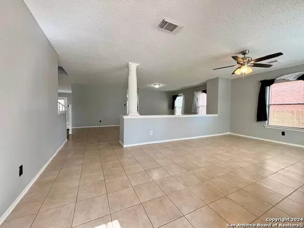 7627 GANDER PARK, Converse, TX 78109-3233