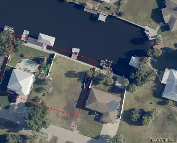 11711 W Sunnybrook CT, Crystal River, FL 34429