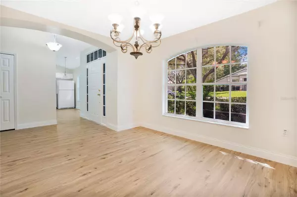 111 WENTWOOD DR, Debary, FL 32713