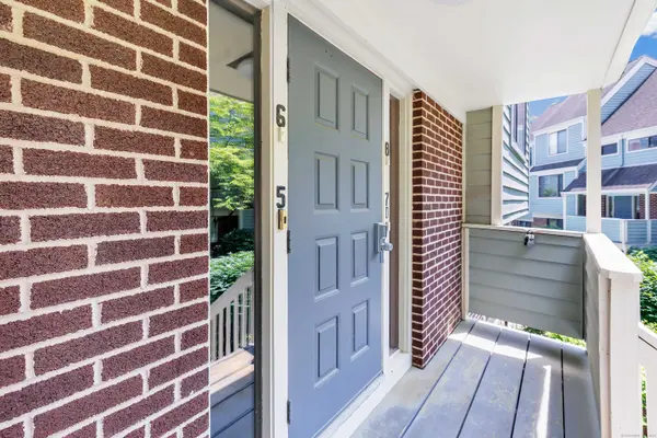 3 Oakwood Avenue #APT B6, Norwalk, CT 06850