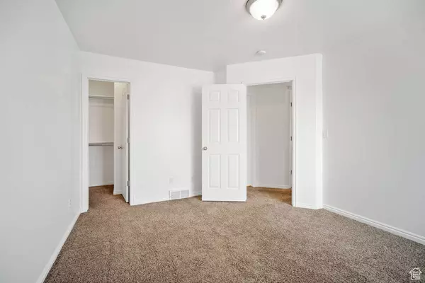 486 KENT DR, North Salt Lake, UT 84054