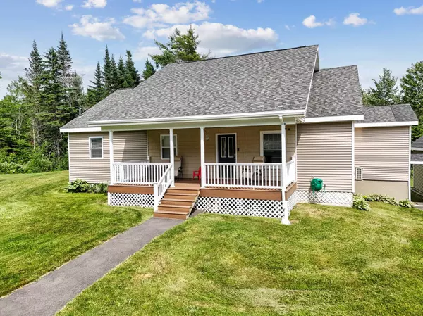 260 Marks RD, Albion, ME 04910