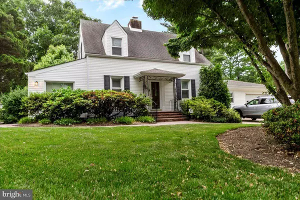 7 FARM AVE, Wilmington, DE 19810