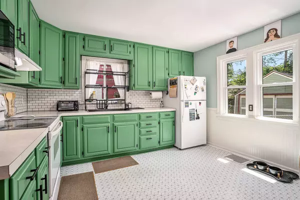 570 W 18th Street, Holland, MI 49423