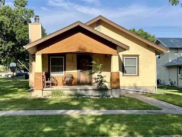 318 N F ST, Herington, KS 67449