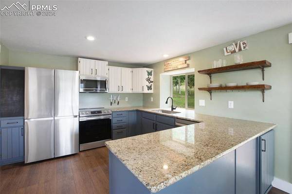 1420 Juli CT, Woodland Park, CO 80863