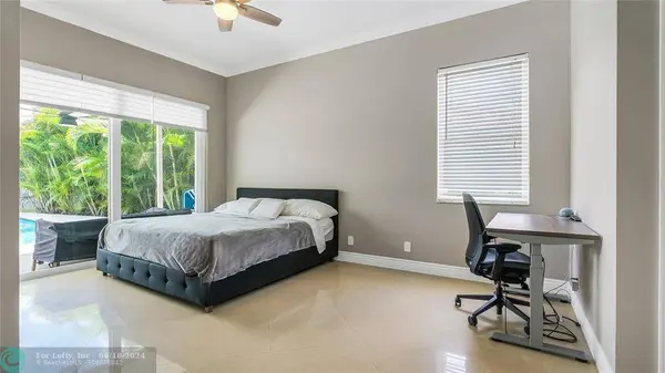 784 HERON RD, Weston, FL 33326