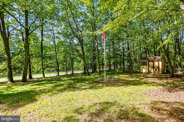 533 WATERCREST AVE, Effort, PA 18330