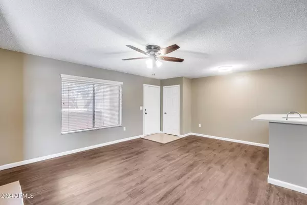 1645 W BASELINE Road #2200, Mesa, AZ 85202