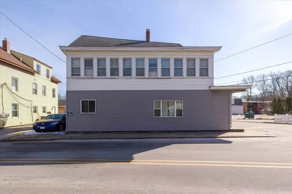 25-27 Saint Paul St, Blackstone, MA 01504