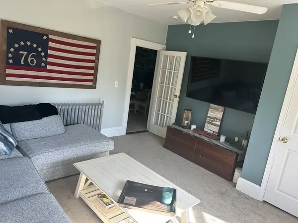 65 Houghton St, Hudson, MA 01749