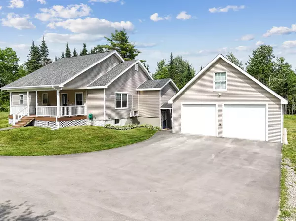 260 Marks RD, Albion, ME 04910