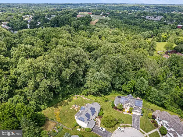 223 ROBIN REDBREAST RD, Newark, DE 19711