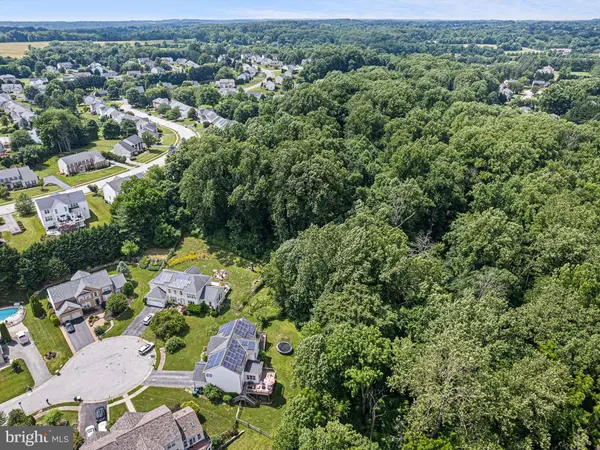 223 ROBIN REDBREAST RD, Newark, DE 19711