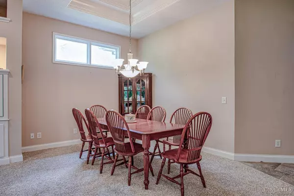 1036 Villa Vista Pl, Centerville, OH 45458