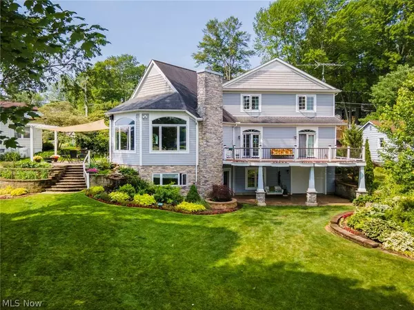 6734 Lakeview RD, Hanoverton, OH 44423