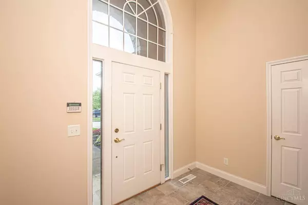 1036 Villa Vista Pl, Centerville, OH 45458